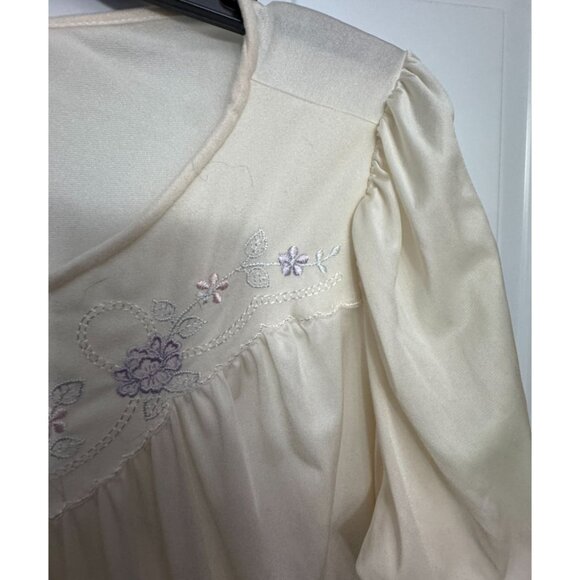 Shadow Line Women's Nightgown Large Vintage New Old Stock Long Sleeve Tall - Picture 2 of 7